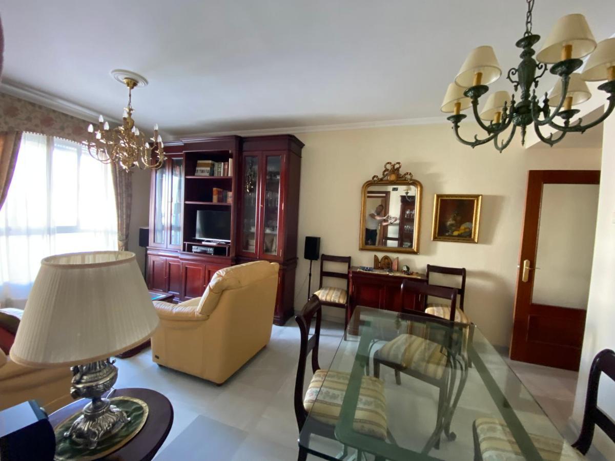 Fantastico Apartamento Con Parking Avenida De Cadiz إشبيلية المظهر الخارجي الصورة