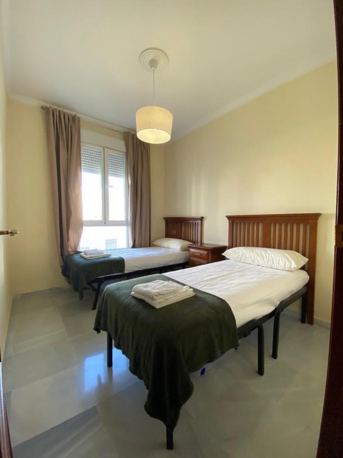 Fantastico Apartamento Con Parking Avenida De Cadiz إشبيلية المظهر الخارجي الصورة