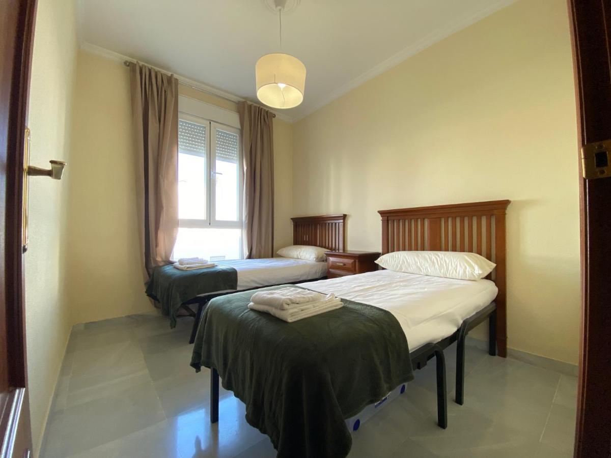 Fantastico Apartamento Con Parking Avenida De Cadiz إشبيلية المظهر الخارجي الصورة